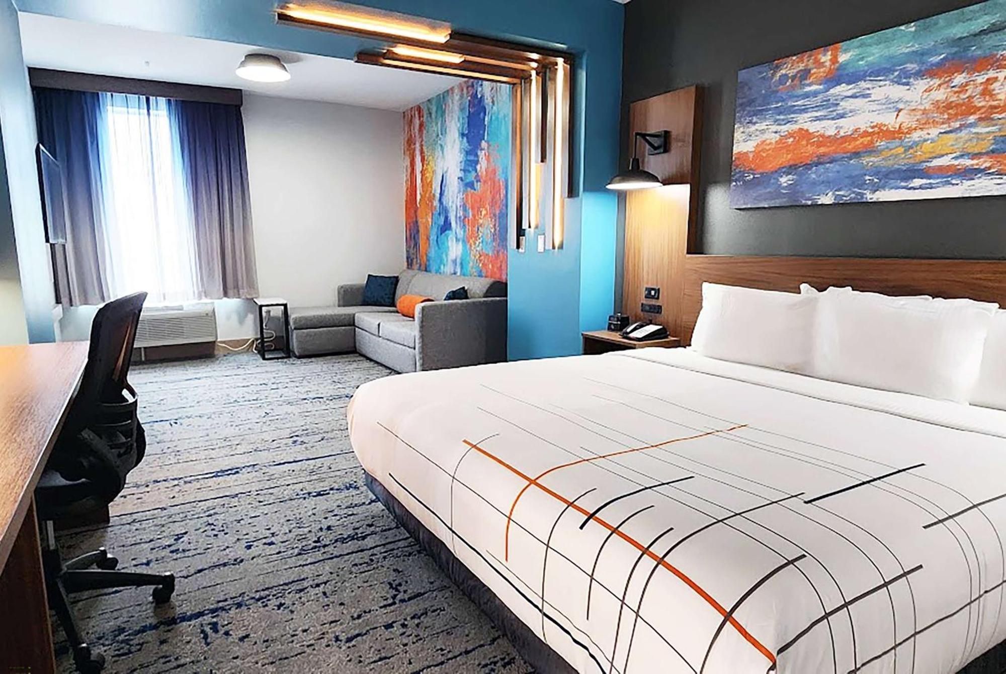 La Quinta Inn & Suites By Wyndham Austin South Buitenkant foto
