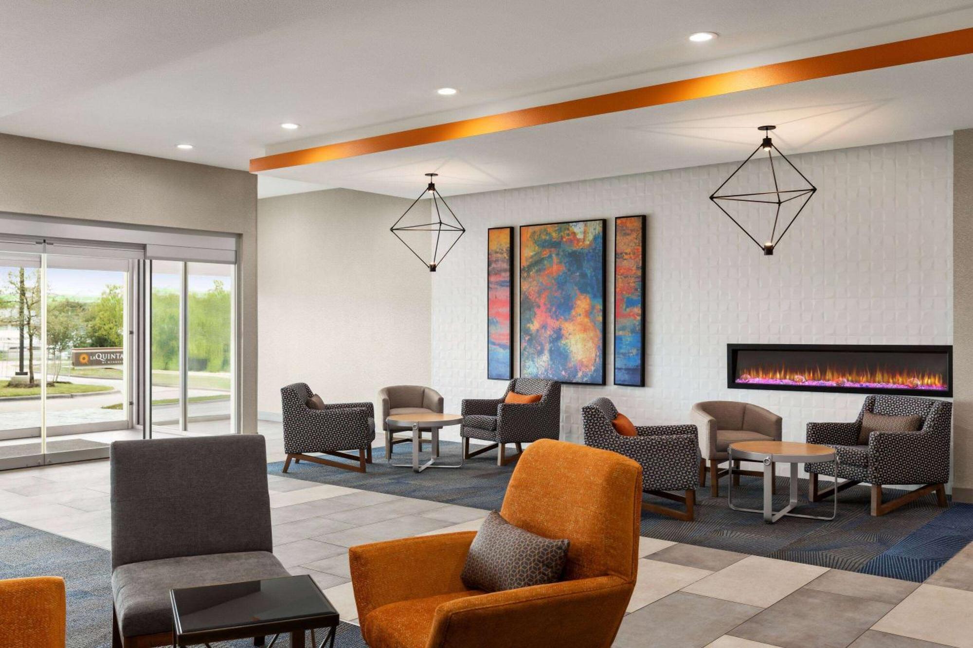La Quinta Inn & Suites By Wyndham Austin South Buitenkant foto