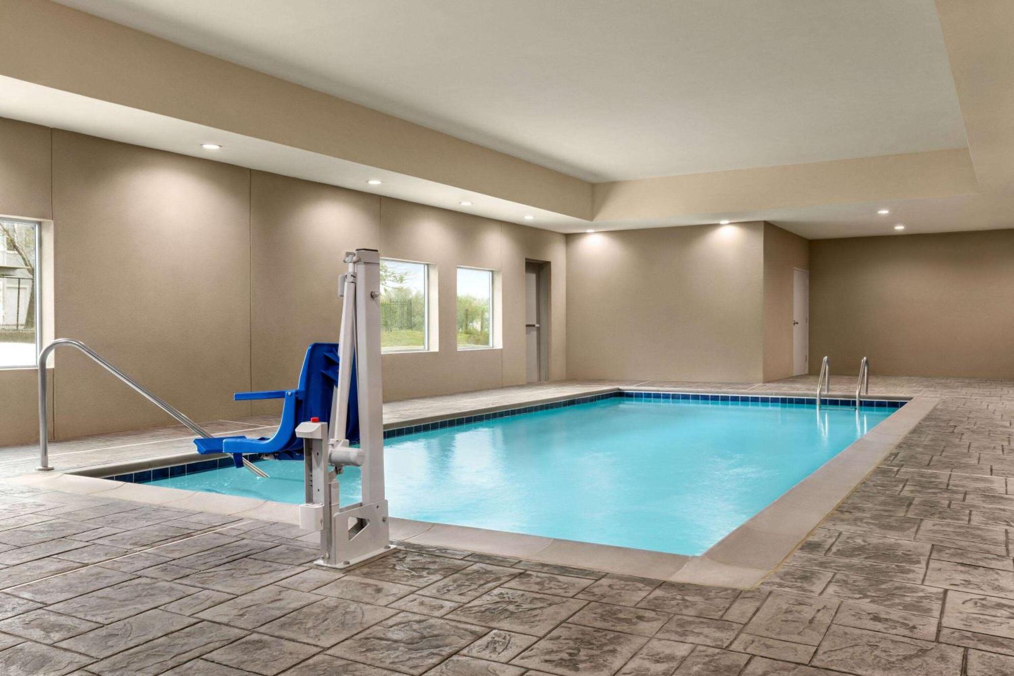 La Quinta Inn & Suites By Wyndham Austin South Buitenkant foto