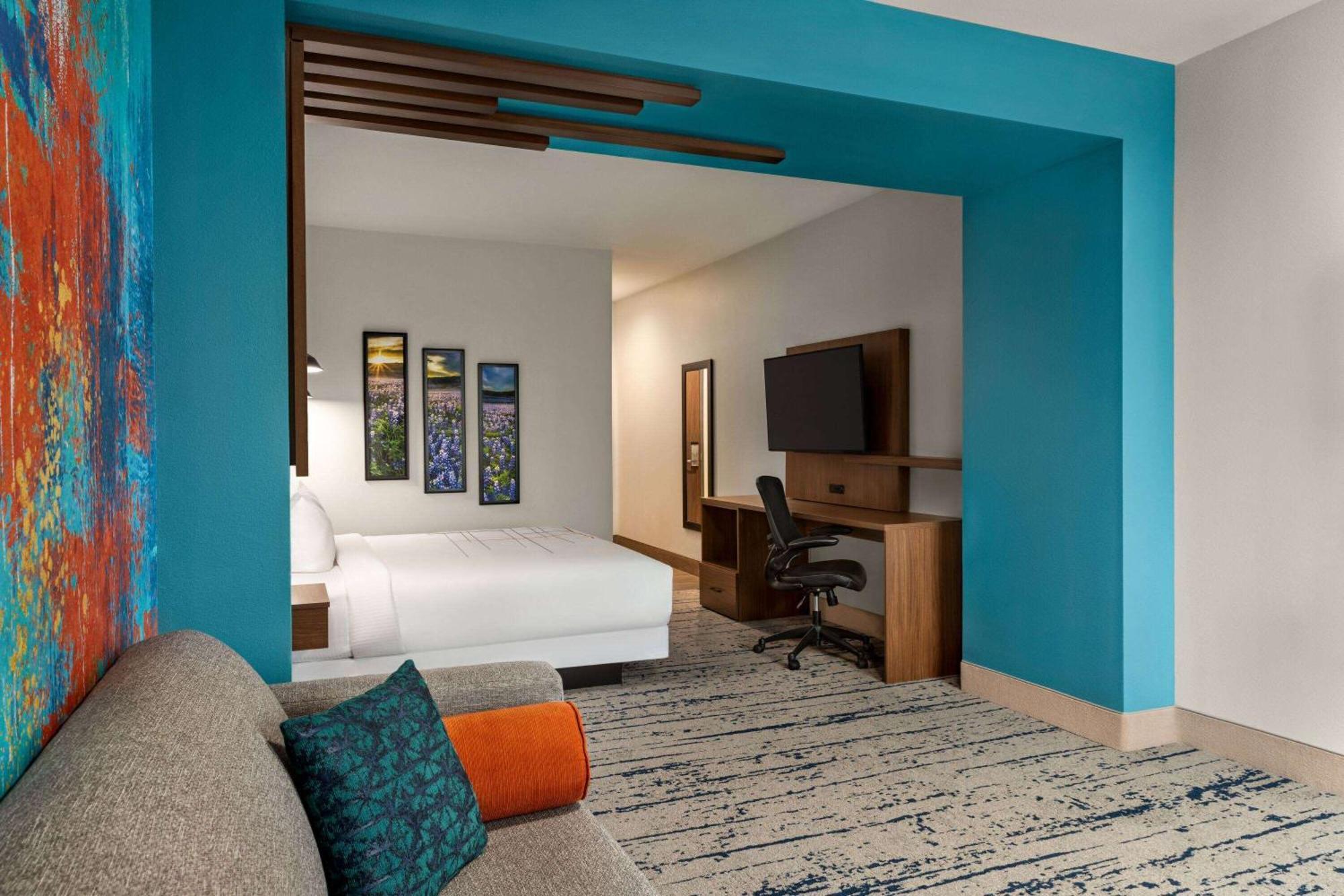 La Quinta Inn & Suites By Wyndham Austin South Buitenkant foto